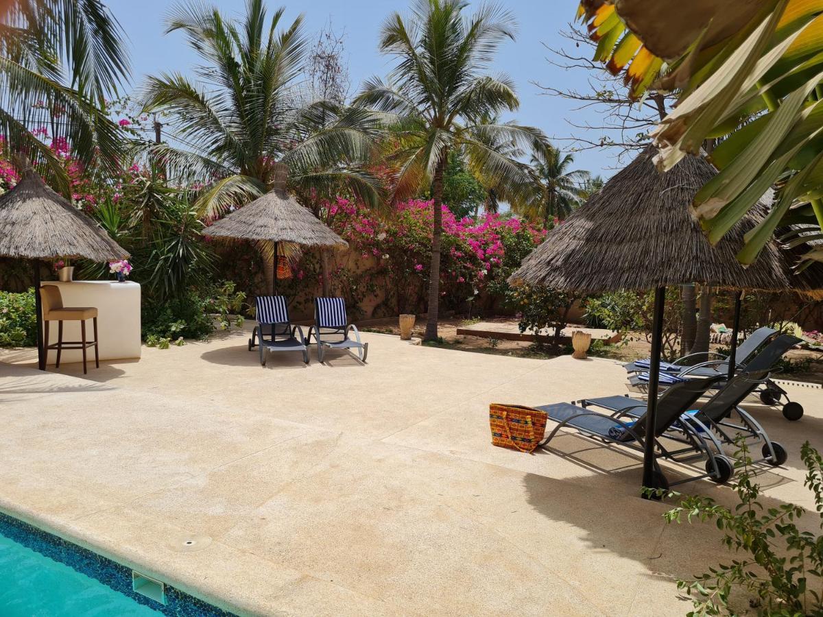 Le Souimanga Bleu Saly Bed & Breakfast Exterior photo